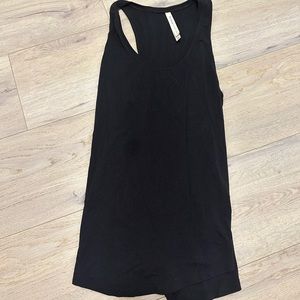 Babaton tank, criss cross back